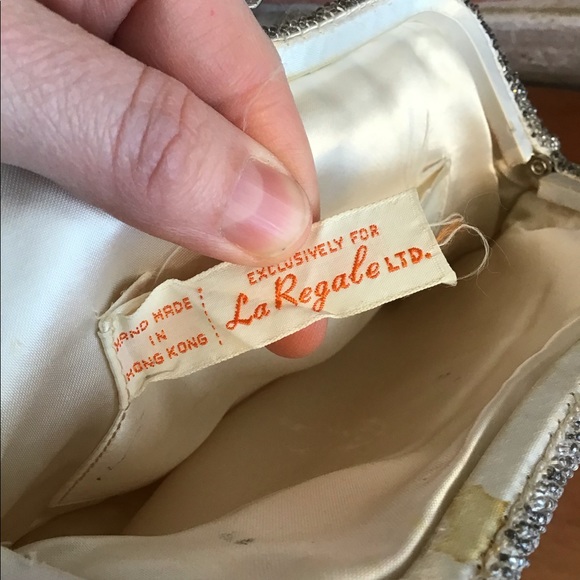 LA REGALE VINTAGE Women’s Silver Beaded Evening Clutch Bag - Picture 5 of 6